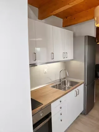 Fully equipped modern kitchen at Perliti